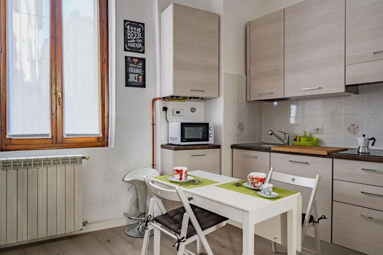 Milano, La Casetta Di Beatrice - By Host4U Exterior foto