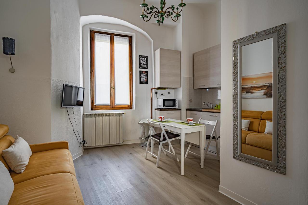 Milano, La Casetta Di Beatrice - By Host4U Exterior foto